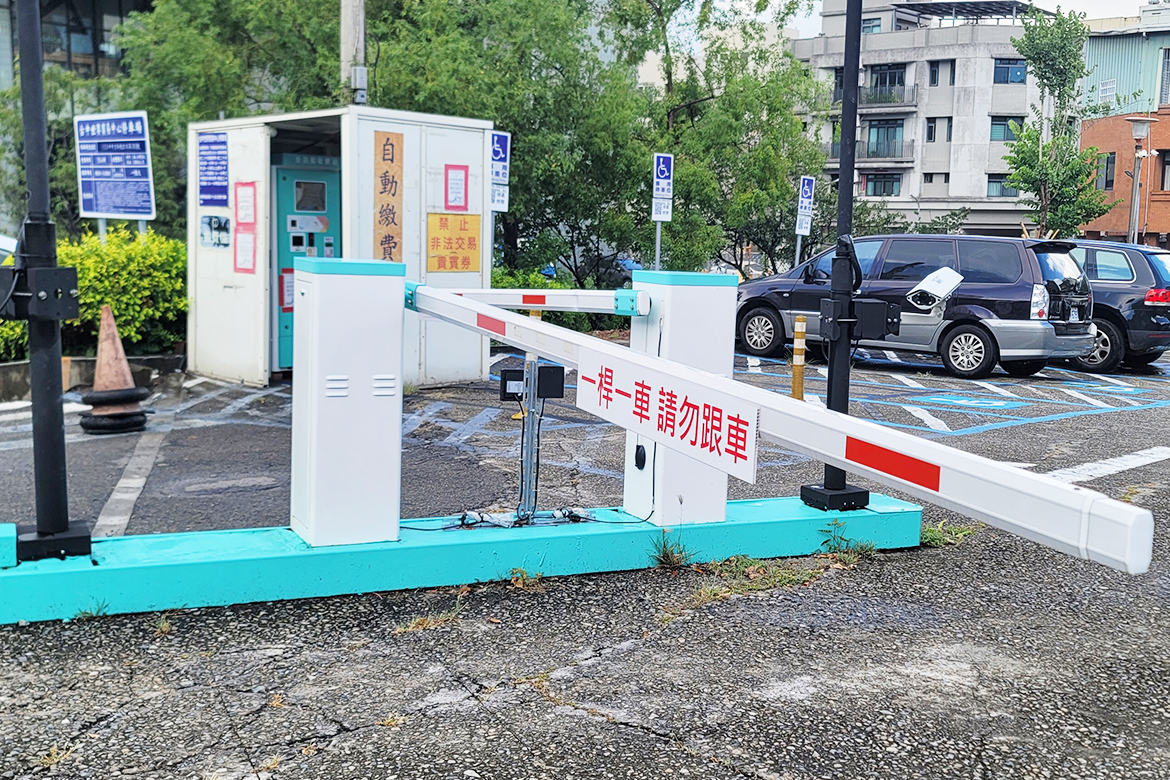 台中世貿中心停車場
